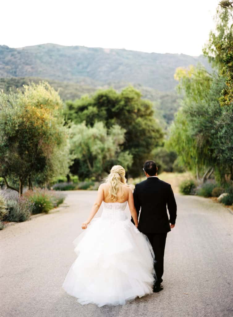 A Picture Perfect Navy, Gold and Blush California Wine Country Wedding